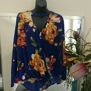 Oddi Floral High Low Top With Bell Sleeves